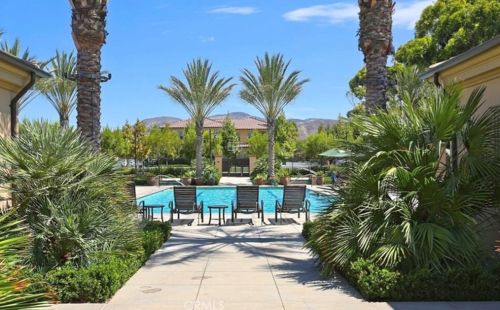 152 Coralwood, Irvine CA  92618-2248 exterior