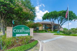 2046 Shiloh Rd, Garland TX  75044-7866 exterior