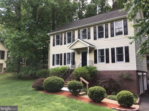 6227 Forest Grove Dr, Fredericksburg, VA 22407-6380
