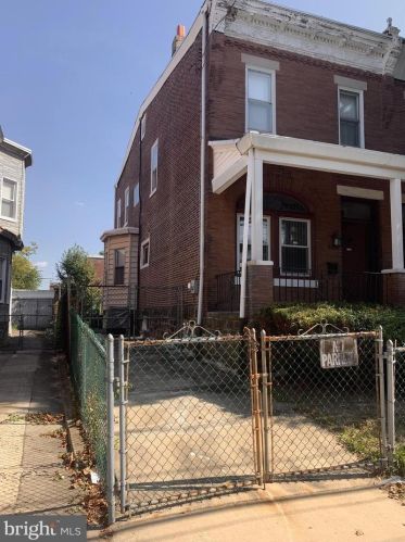 5723 3rd St, Philadelphia, PA 19120-2319