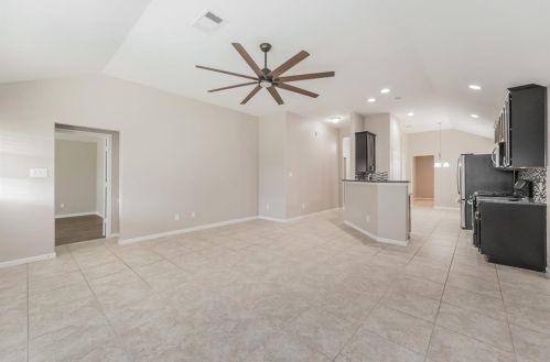 8719 Wasatch Valley Ln, Richmond TX  77407 exterior