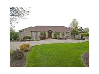 310 Woodside Dr, Washington, PA 15301-3082