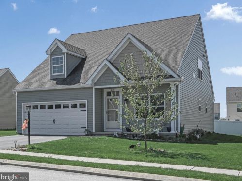 270 Dylan Dr, York, PA 17404-9415