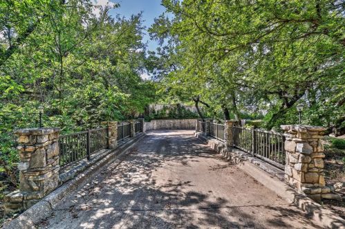 6920 Sanctuary Ln, Fort Worth, TX 76132-7100