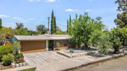 13967 Stroud St, Van Nuys, CA 91402-6515