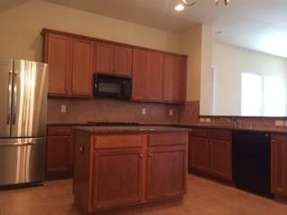 10324 Pyrite Dr, Fort Worth TX  76131-4291 exterior