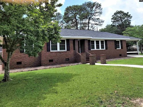 207 Woodhaven Dr, Cayce-West Columbia SC  29169-4639 exterior