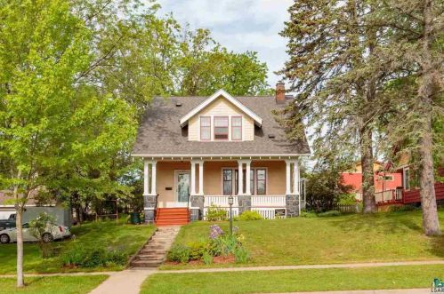 1847 Wallace Ave, Duluth, MN 55803-2514