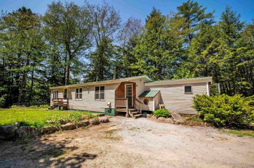 29 Beard Rd, Hillsboro, NH 03244-4700