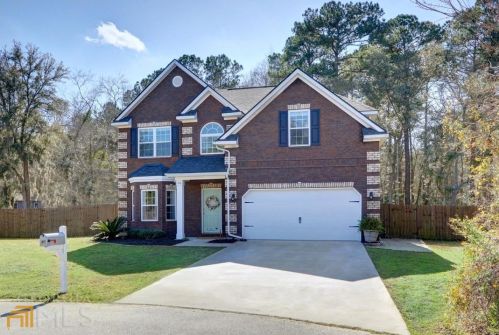 154 Colonial Dr, Midway, GA 31320-4544