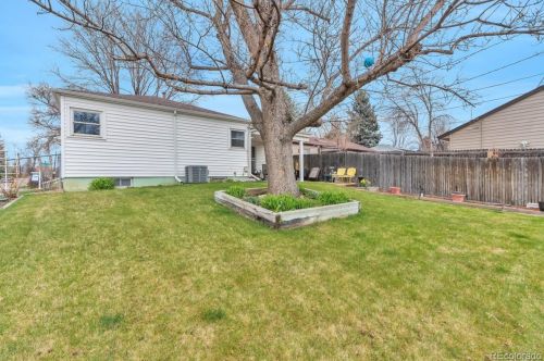 1210 Amherst Ave, Englewood CO 80113-1753 exterior