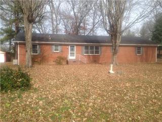 311 Fort St, Tullahoma, TN 37388-2410