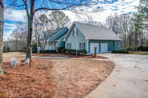 30 Rutherford Pl, Social Circle, GA 30025-4935
