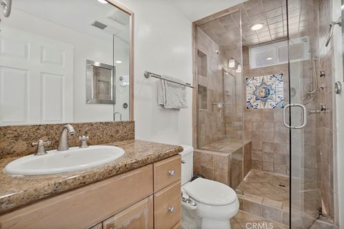 15751 Morrison St, Van Nuys CA  91436-1543 exterior