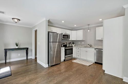 280 Cameron Ridge Dr, Atlanta GA  30328-4709 exterior