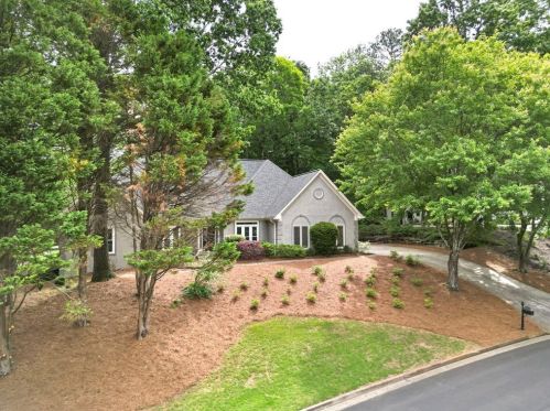 12325 Asbury Park Dr, Roswell, GA 30075-5508