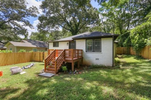 1457 Fulton Ave, Atlanta GA  30344-6926 exterior