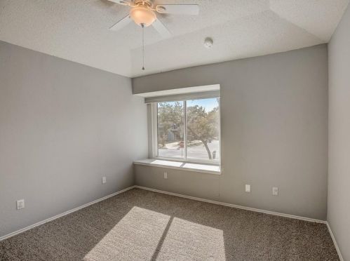 4000 Cortina Dr, Austin TX  78749-4924 exterior