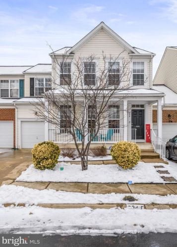 334 Ebaugh Dr, Leesburg, VA 20175-6145