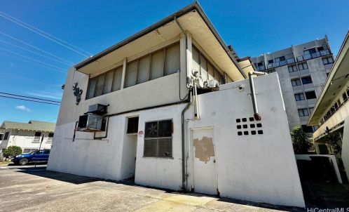 1804 Waiola St, Honolulu HI  96826-2643 exterior