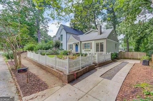 2590 Knox St, Atlanta GA  30317-2842 exterior