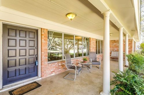 6905 Camino Ct, Fort Worth, TX 76126-2304