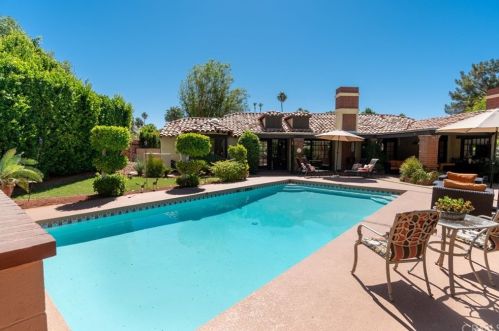 547 Phillips Rd, Palm Springs, CA 92262-6014