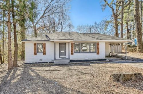 1568 Rosewood Cir, Marietta GA  30067-7410 exterior