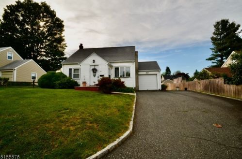 64 Conrad Pl, Dover, NJ 07801-4836