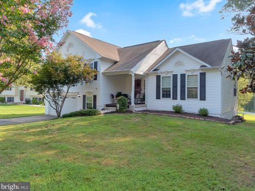 60 Little Oak Rd, Fredericksburg, VA 22405-1824