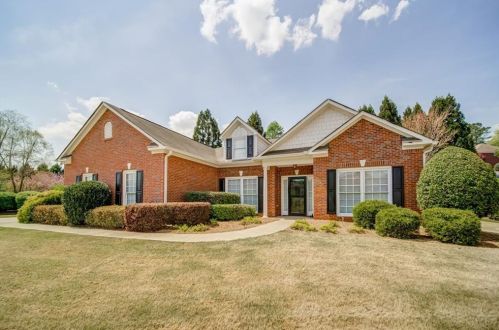 1034 Bradshaw Estates Dr, Holly Springs, GA 30115-6528
