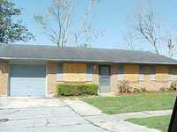 820 Mystic Ave, Gretna LA  70056-4506 exterior