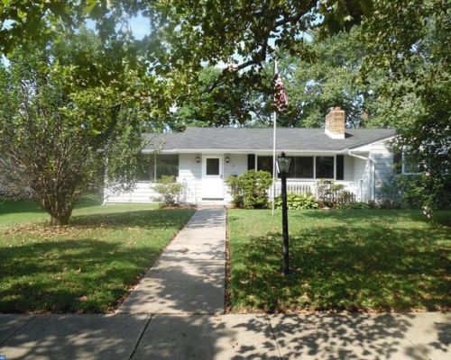 59 Minnetonka Rd, Somerdale, NJ 08083-2718