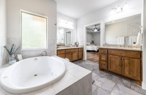 345 Arbors Cir, Webberville TX  78621-5574 exterior