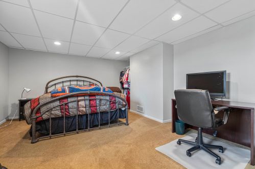 816 Mark Ln, Pingree Grove IL  60140-8278 exterior