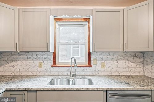 130 Baugher Dr, Hanover PA 17331-4003 exterior