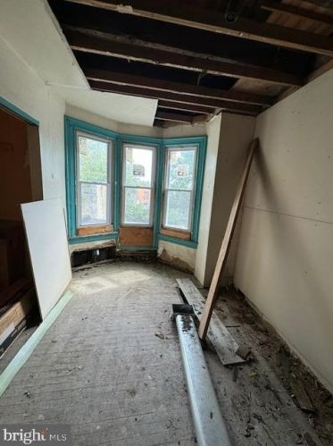 129 63rd St, Philadelphia PA 19142-2303 exterior