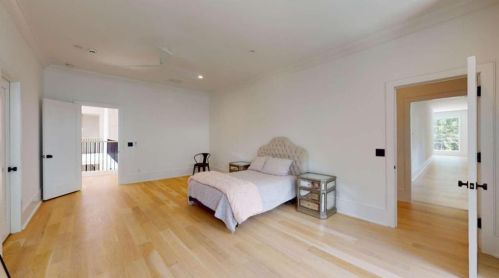 3206 Arden Rd, Atlanta GA  30327-1262 exterior