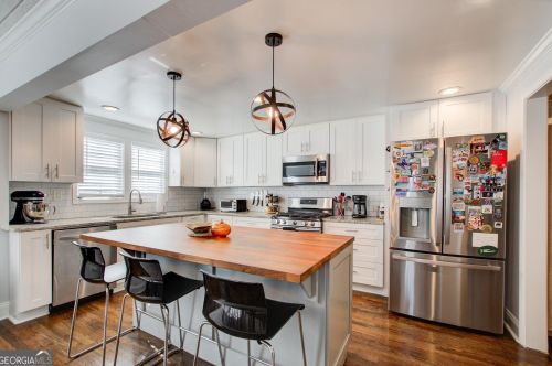 195 Laurel Ave, Atlanta GA  30314-2251 exterior