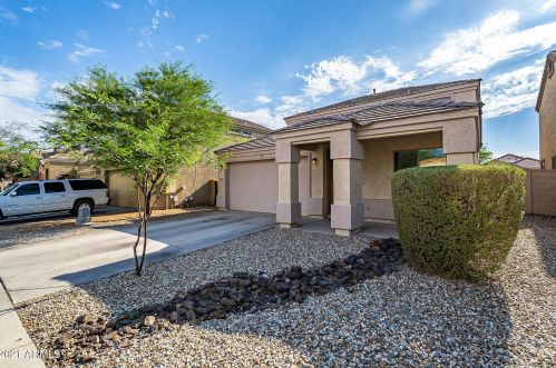 7212 56th Ln, Laveen, AZ 85339-2978