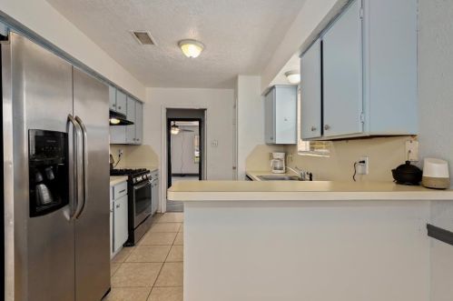 1611 Cantrell, Conroe TX  77301-4008 exterior