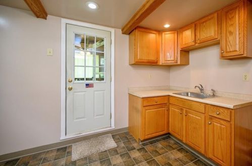 940 Orchard St, Rochester, PA 15074-1311