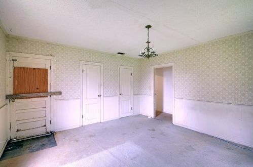 1300 August Dr, Austin TX  78753-2909 exterior