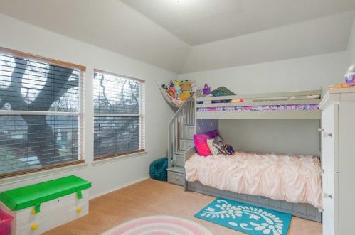 9301 Bradner Dr, Austin TX  78748-5021 exterior