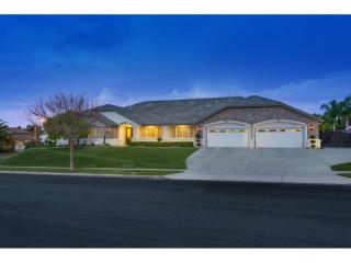 2825 Citrocado Ranch St, Corona, CA 92881-3589