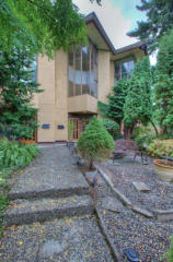 3923 Angeline St, Seattle, WA 98118-1713