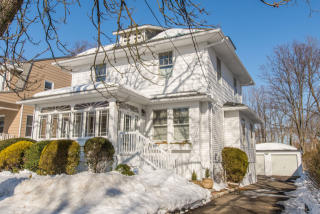 11 Cypress St, Millburn, NJ 07041-1905