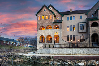 687 Talcott Ave, Lemont IL  60439-2713 exterior