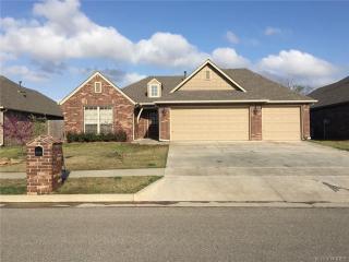 8505 77th East Ave, Owasso, OK 74055-7410