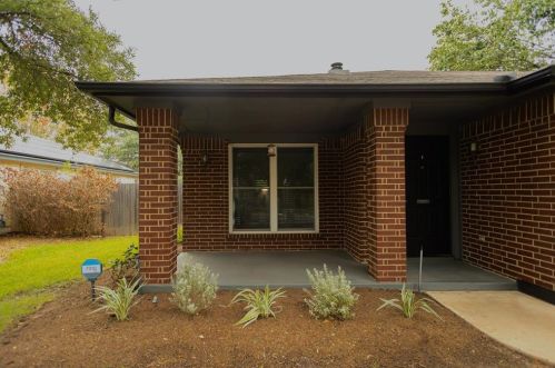 4452 Bremner Dr, Austin TX  78749-3645 exterior